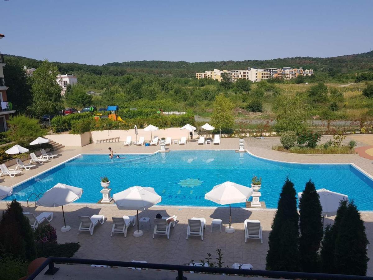Lilly Apartment Каваци, Созопол Екстериор снимка