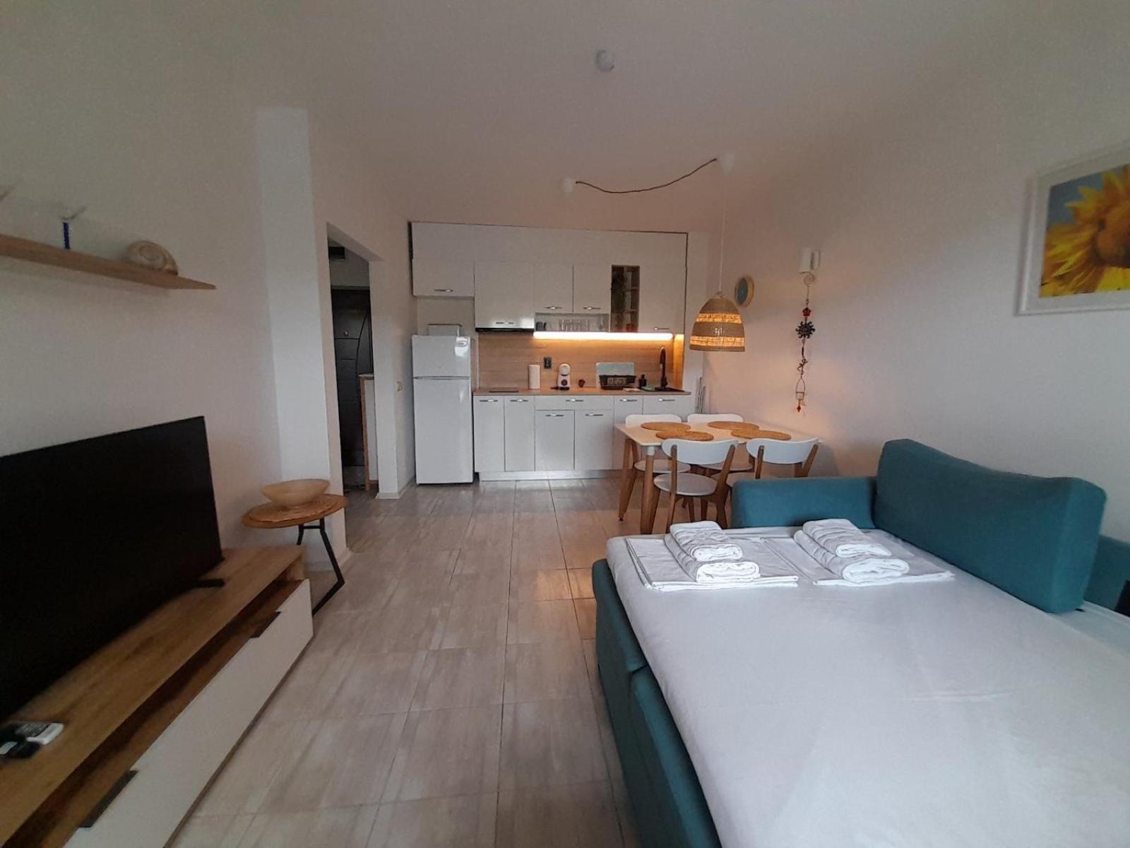 Lilly Apartment Каваци, Созопол Екстериор снимка